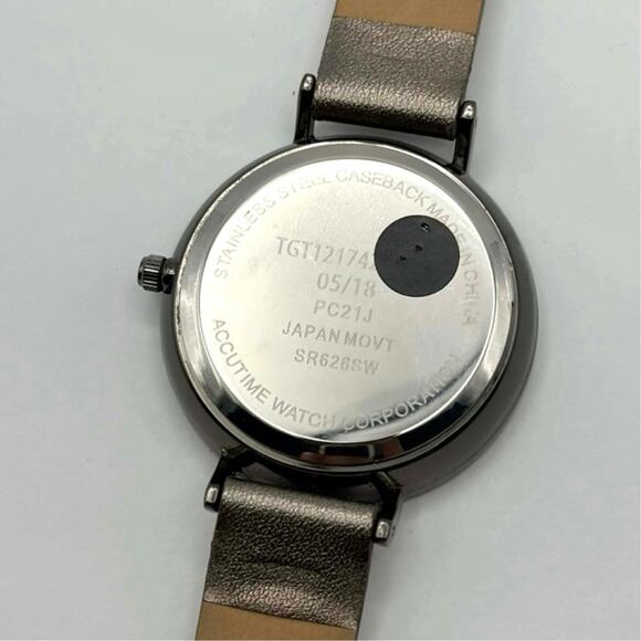 Gray & Gold Watch - Picture 4 of 4